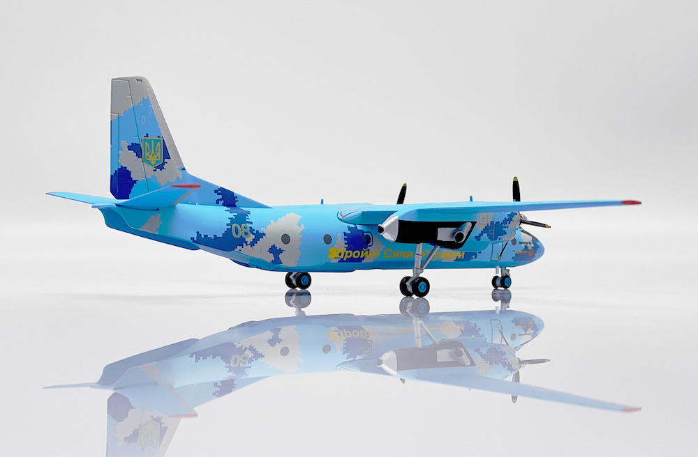 Modello Aereo Pressofuso AviaBoss 1:200 – Antonov An-32 Marina Messicana, Multicolore - Foto 4