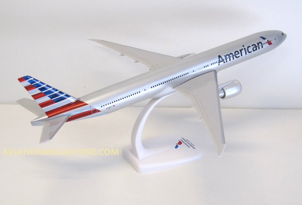 Modelo de avión Gemini Boeing 777-300ER American N736AT 1:400